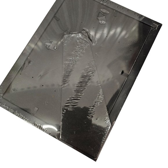 Icona Bay 5x7 Picture Frames (Black, Set of 4 Pack) - Picture 7 of 11